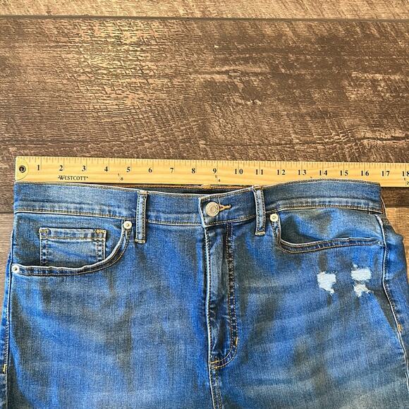 Banana Republic Factory High Rise Distressed Skinny Jeans Size 14/32 - Picture 6 of 8